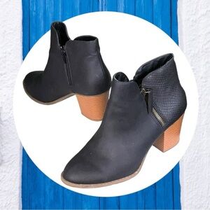 A.N.A. Black Zip Block Chunky Heel Boots Women 7.5M